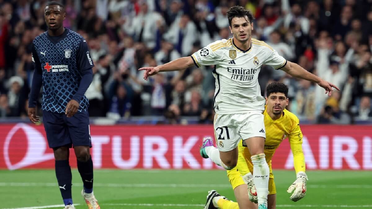 Brahim đang chơi cực hay trong màu áo Real Madrid